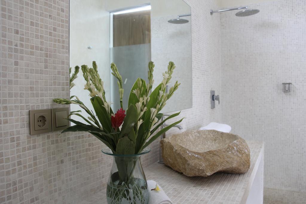 Elegant Villa Casabianca - Tropical Pool & Garden, Near Potato Head Beach Club! Семиняк Стая снимка
