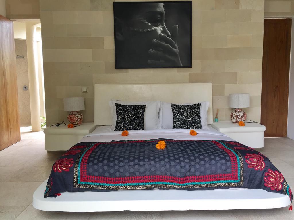 Elegant Villa Casabianca - Tropical Pool & Garden, Near Potato Head Beach Club! Семиняк Екстериор снимка
